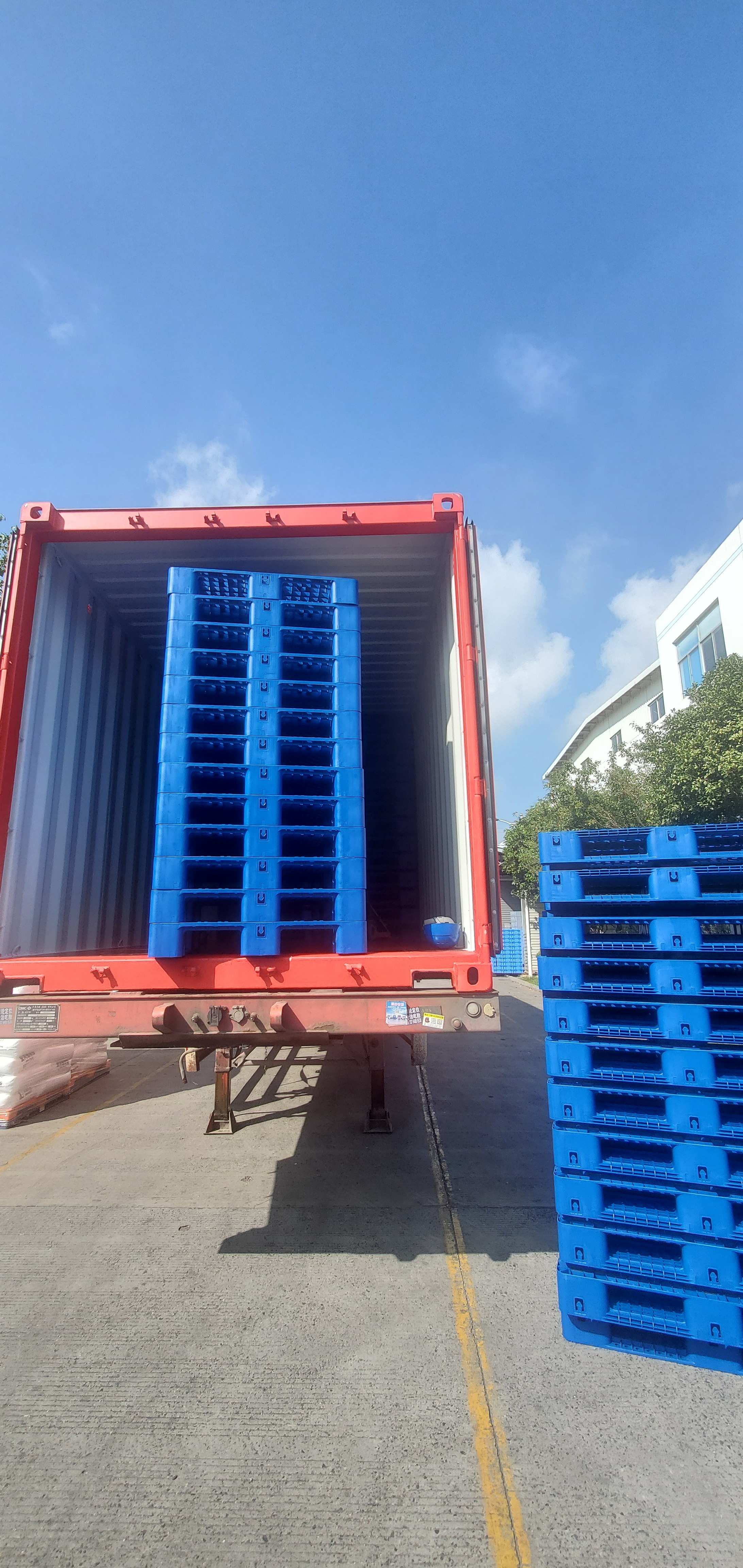 नवीनतम कंपनी ब्लॉग के बारे में क्या आप अभी भी शिपिंग लागत के बारे में चिंतित हैं? प्लास्टिक पैलेट आपको कितना बचा सकते हैं?